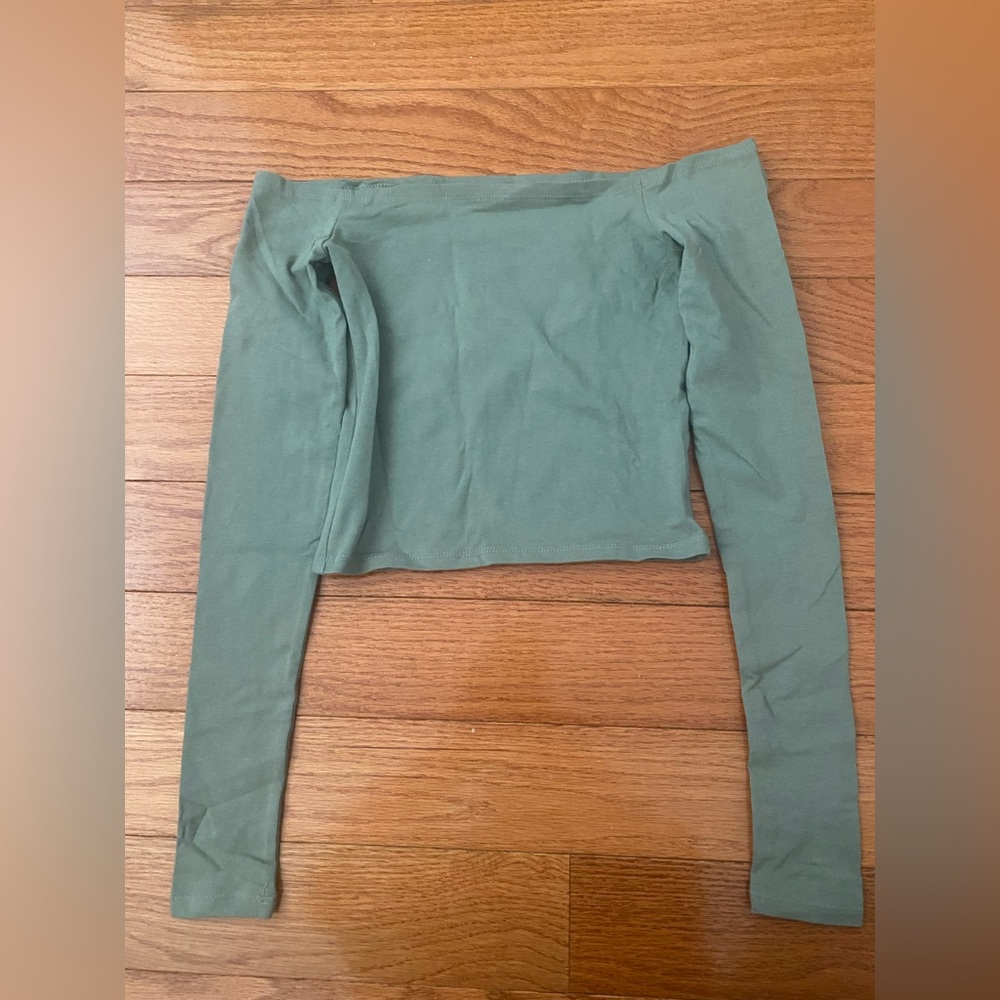 Hollister Off the Shoulder Green Long Sleeve